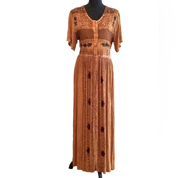 Midi Dresses Size M - Picture 1 of 16